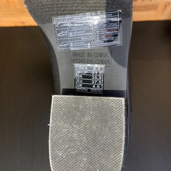 Forever 21 - Chelsea Booties - 6.5 US / 37.5 UK - Picture 3 of 4